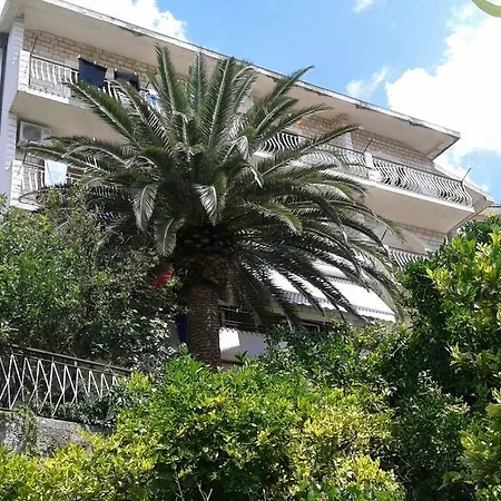 Dominik Apartment Makarska