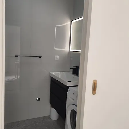 Dominik * Makarska