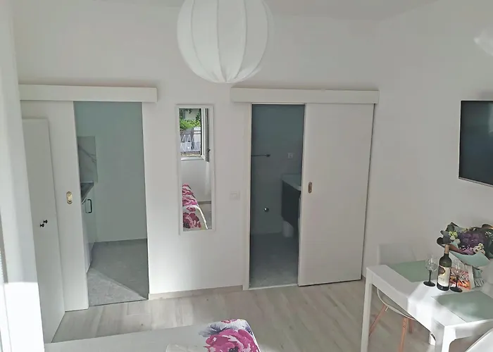 Dominik Appartement Makarska